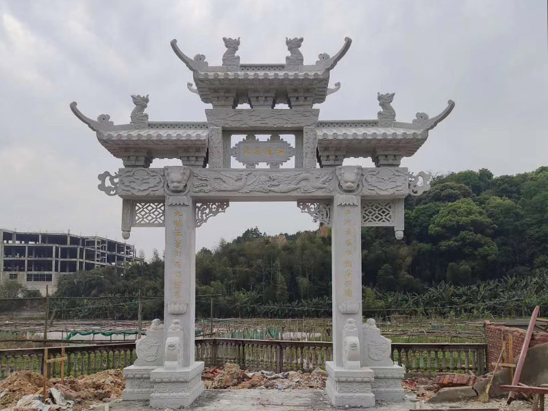 村口一門花崗巖石牌坊