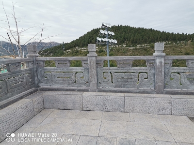 石欄桿